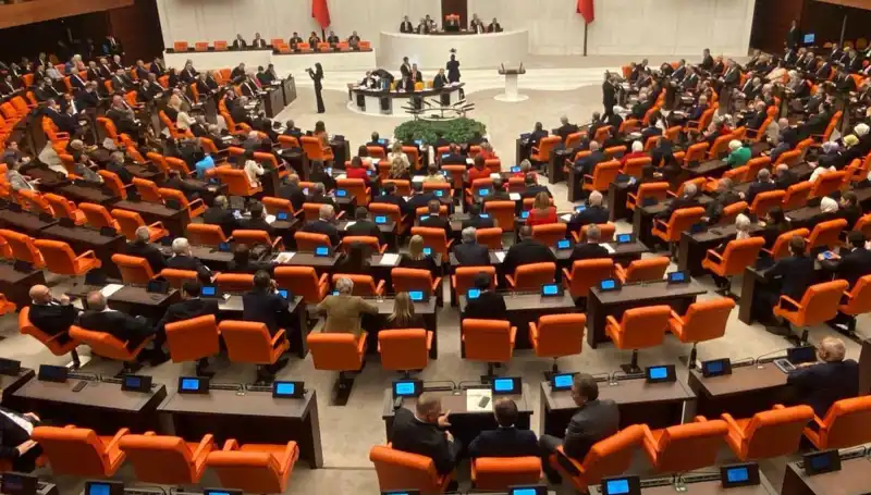 TBMM Komisyonları Devam Ediyor: Önemli Kararlar Resmi Gazete'de Yayınlandı