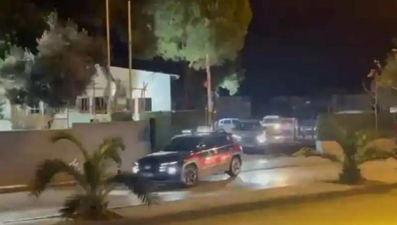 İzmir'de Sıra Dışı Operasyon: 141 Hükümlü Kapana Kısıldı!