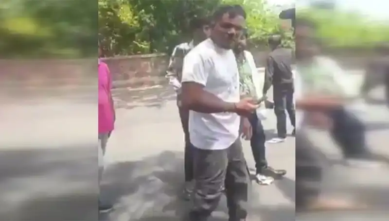 11A Yolcusunun Şok Anıları: "Biri Beni Yakaladı" Dedi!