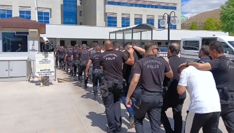 Ankara'da Tehditkâr Haraç Çetesi Çökertildi: Avukatlar Operasyonda Şaşkınlık Yarattı