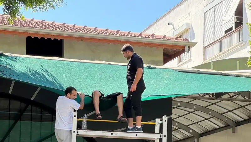 Dengesini Kaybedip Balkondan Düşen Genç Adamın Hikayesi