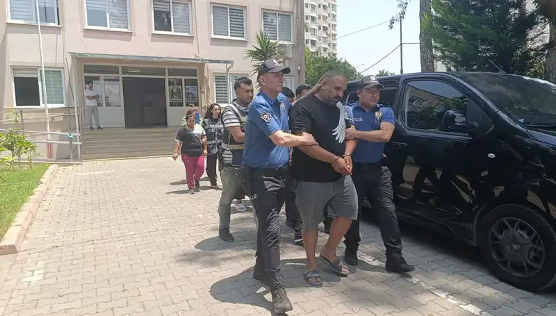 Adana'da Dolandırıcılık Çetesi Çökertildi: 4 Tutuklama