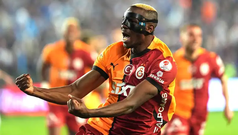 Osimhen'e Kazan-Kazan Teklifi: Futbol Dünyası Sarsılıyor!