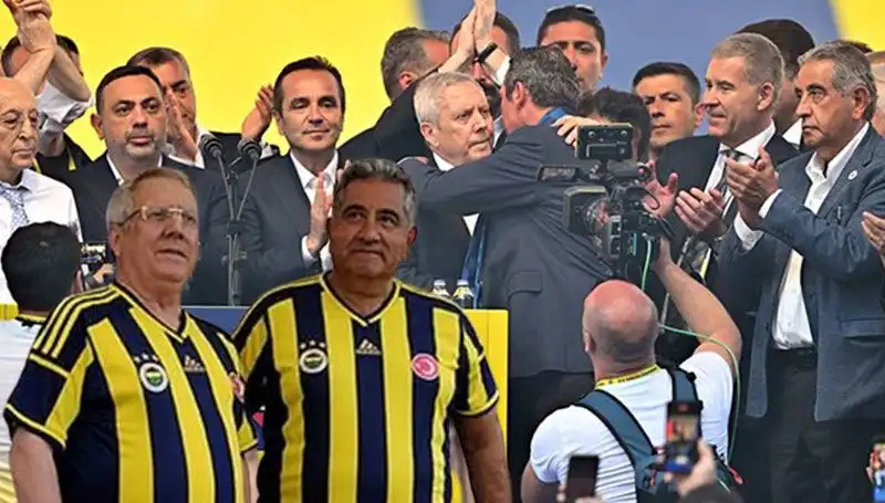 Mahmut Uslu'dan Ali Koç'a Şok İstifa Çağrısı ve Adaylık Duyurusu