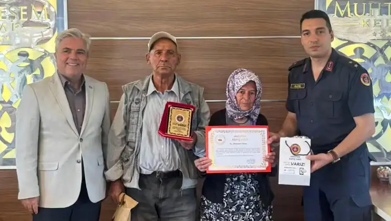 Bir Aile, Tek Varlıklarını Jandarmaya Bağışlayarak Duygulandırdı