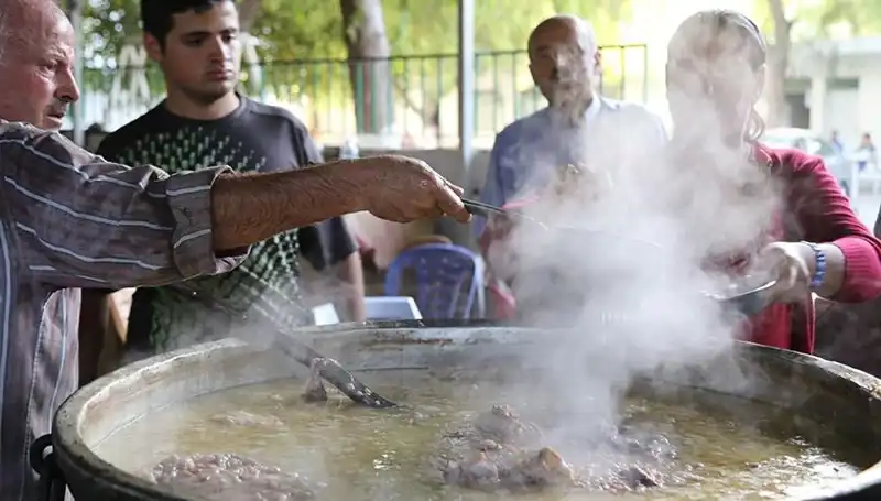 Gadir-i Hum Bayramı'nda Kutlama Mesajları ve Anlamı Hakkında Her Şey