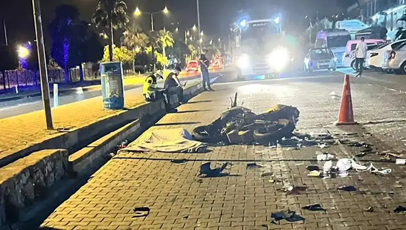 Alanya’da Motosiklet Kazası: Genç Yaşamını Kaybetti