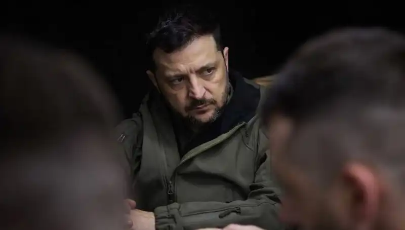 Zelenski'nin NATO Açıklaması: Nadir Element Anlaşması Hakkında Şok İfadesi
