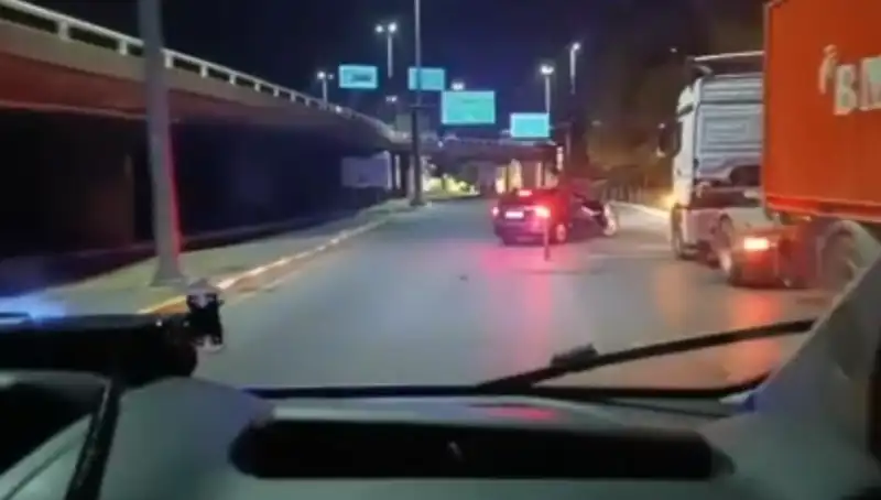 İstanbul'da Dev Kaçakçılık Operasyonu: Milyonlarca TL'lik Ürün Uçtu