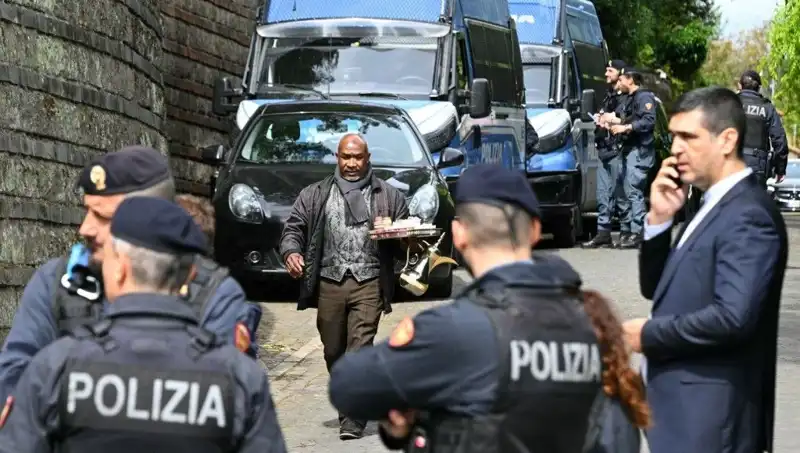Roma'da Kritik Nükleer Toplantı: İran ve ABD Stratejilerini Belirliyor