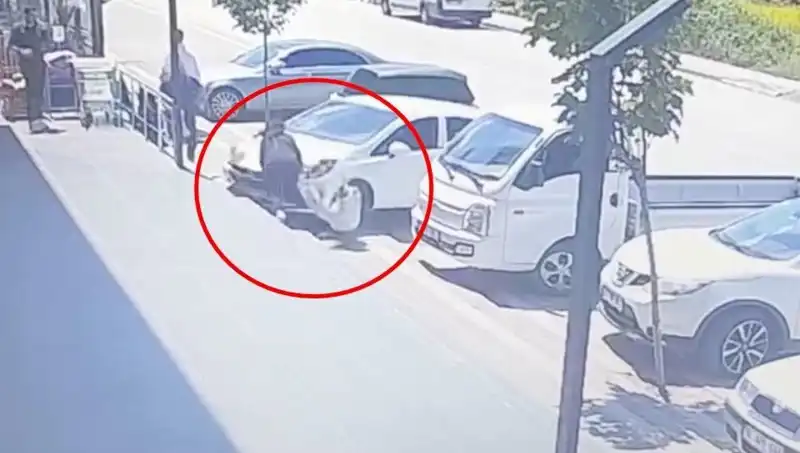 Yalova'da Lise Öğrencisinin Hayatını Kayıp Ettiren Feci Kaza!