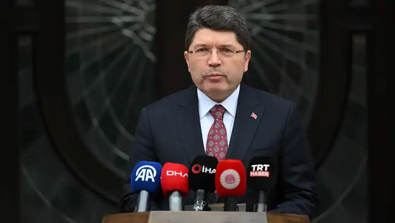 İmralı Heyeti Adalet Bakanı Tunç ile Tarihi Görüşme Gerçekleştirecek!