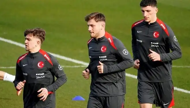 Galatasaray, Fenerbahçe ile Anılan Milli Yıldızı Kadrosuna Katıyor!