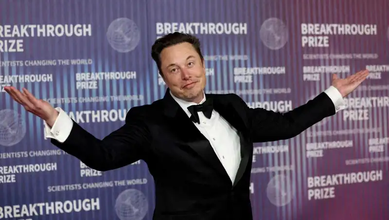Elon Musk'ın X Uygulaması: Mesajlaşmadan Flörte Geçiş Mi Oluyor?