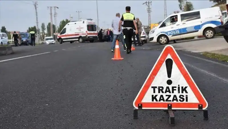 Tekirdağ'da Kontrolden Çıkan Araç Bariyerlere Çarptı: Kanlı Kaza!