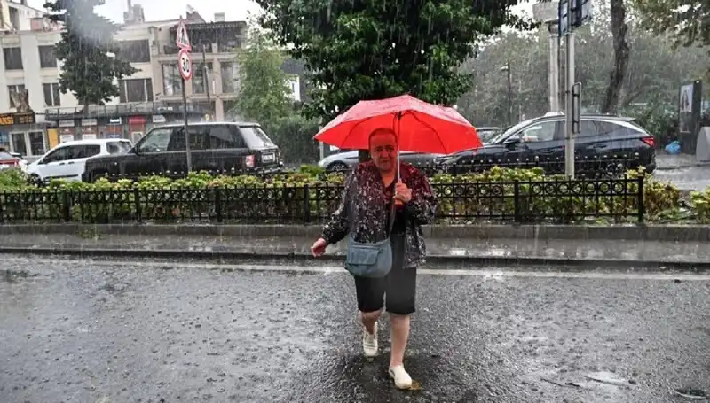 Sarı Kodlu Yağış Uyarısı: Hangi Bölgeleri Etkileyecek ve Ne Yapmalıyız?